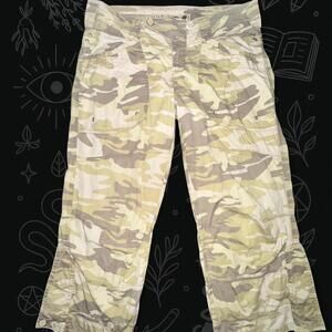 Y2K Camo Cargo Pants Cropped Loose Fit Size 7